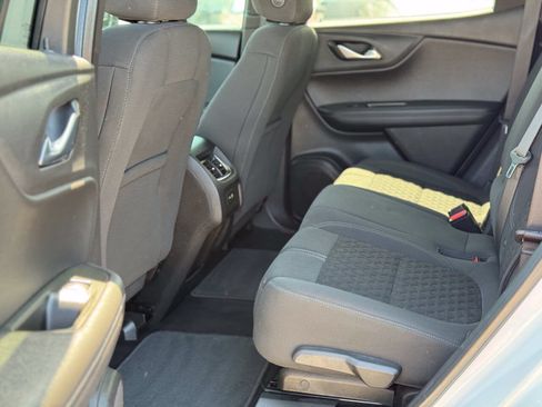 Used 2021 Chevrolet Blazer LT FWD image 12