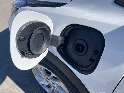 New 2027 Chevrolet Bolt LT image 9