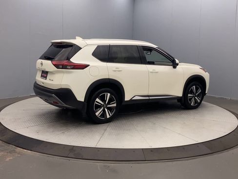Used 2023 Nissan Rogue SL AWD/4WD image 4