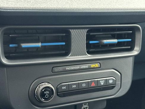 New 2025 Ford Maverick XLT w/ Equipment Group 302A image 32