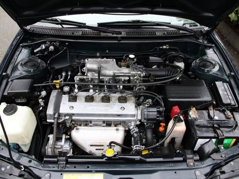 Used 1997 Toyota Corolla DX image 17