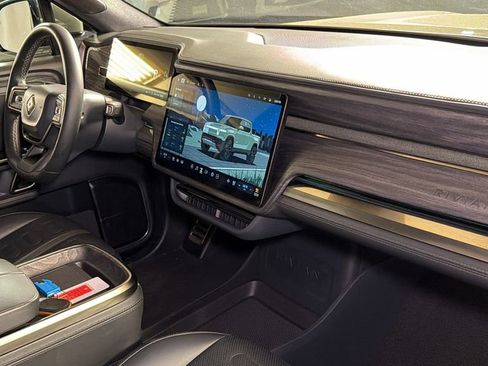 Used 2022 Rivian R1T Launch Edition image 10