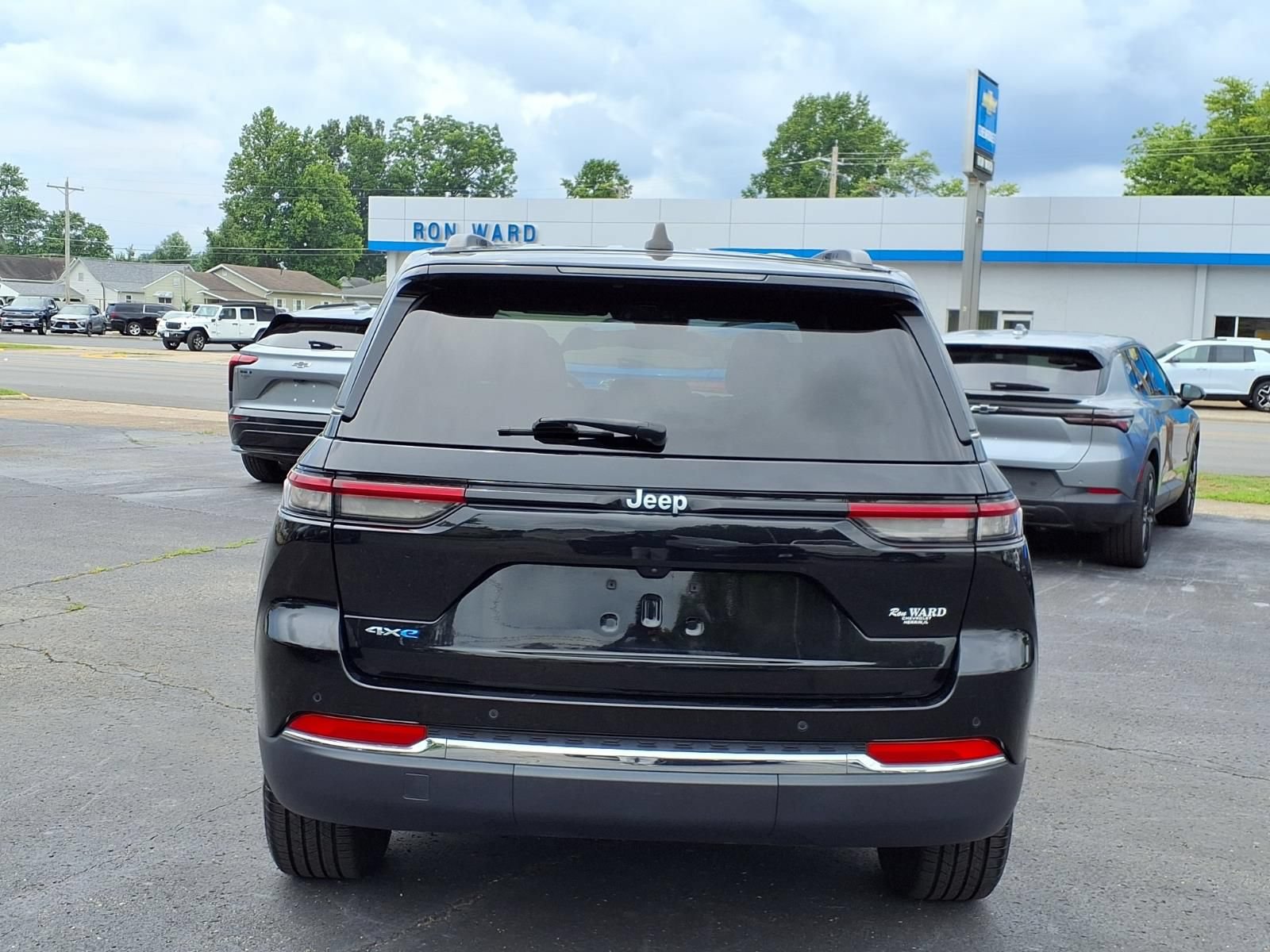 Used 2024 Jeep Grand Cherokee Limited 4xe AWD/4WD image 19