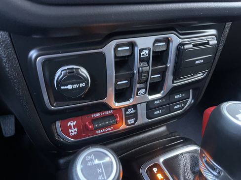 New 2026 Jeep Wrangler Unlimited Rubicon image 35