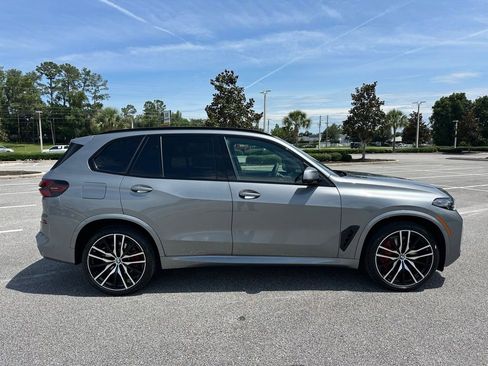 New 2026 BMW X5 xDrive40i w/ M Sport Package AWD/4WD image 6