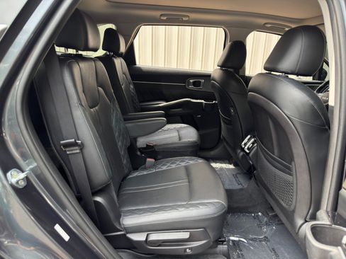 Used 2022 Kia Sorento SX FWD image 38