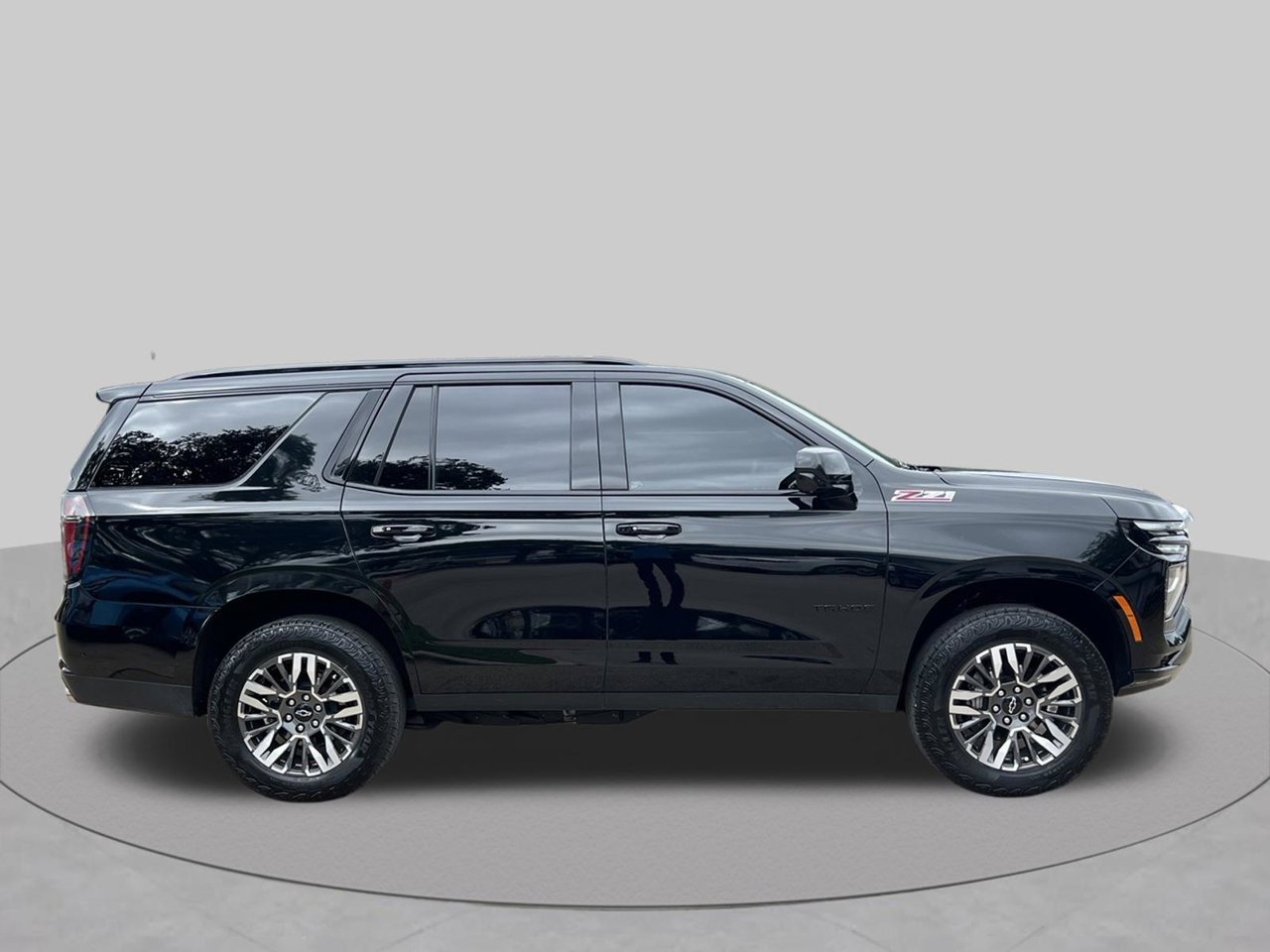 Used 2025 Chevrolet Tahoe Z71 AWD/4WD image 6