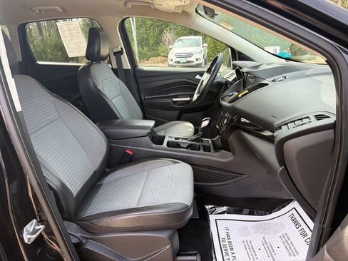 Used 2019 Ford Escape SE AWD/4WD image 27
