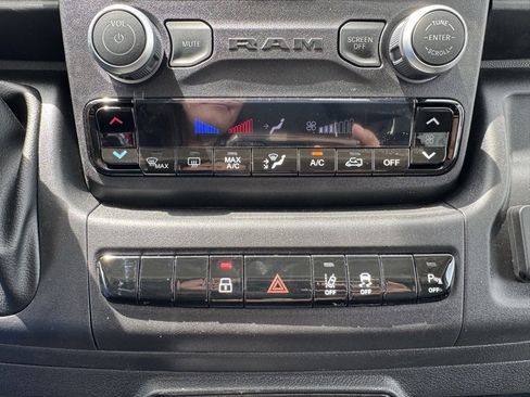 New 2025 RAM ProMaster 3500 w/ Quick Order Package 22G SLT image 7