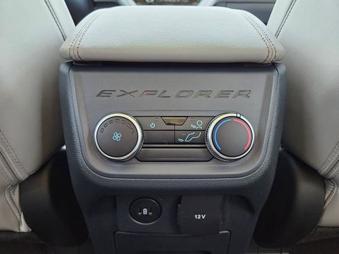New 2026 Ford Explorer Active w/ Active Comfort Package image 26