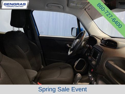 Used 2015 Jeep Renegade Latitude AWD/4WD image 42