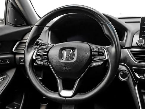 Used 2019 Honda Accord Touring image 15