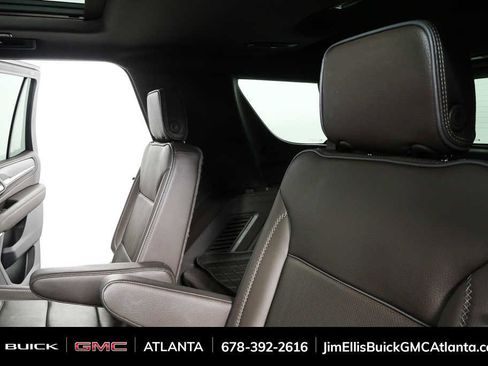 Used 2022 GMC Yukon Denali image 18