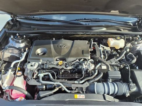 Used 2024 Toyota Camry SE FWD image 35