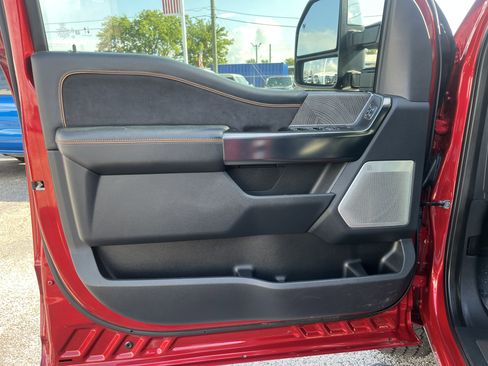 Used 2024 Ford F250 Platinum AWD/4WD image 13