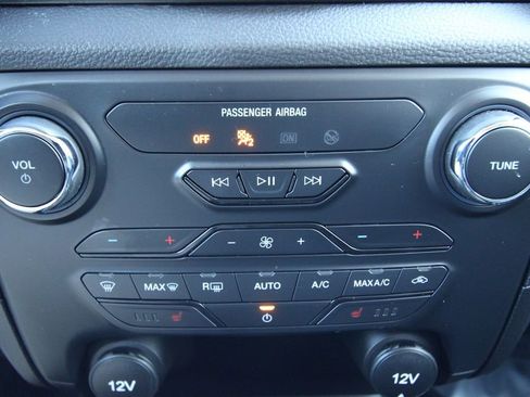 Used 2022 Ford Ranger Lariat w/ Equipment Group 501A High image 27