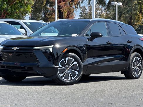 Used 2024 Chevrolet Blazer EV LT AWD/4WD image 9