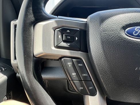 Used 2019 Ford F150 Platinum RWD image 26