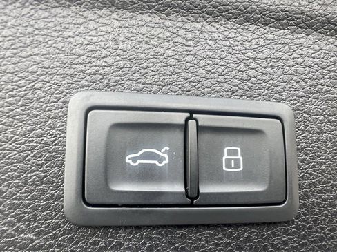 Used 2022 Audi Q5 2.0T Premium Plus w/ Premium Plus Package image 39