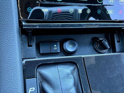 Used 2018 Ford Taurus SHO w/ Sho Performance Package image 16