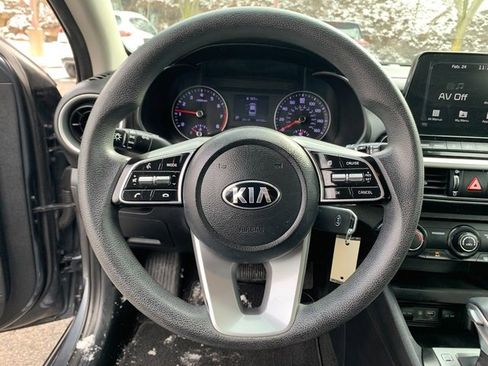 Used 2020 Kia Forte LXS image 19
