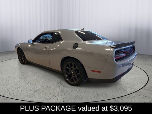 Used 2022 Dodge Challenger R/T w/ Plus Package image 3