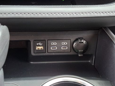 Certified 2025 Toyota Highlander XSE AWD/4WD image 13