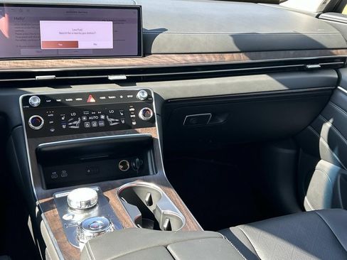 New 2027 Genesis GV80 2.5T Prestige AWD/4WD image 29