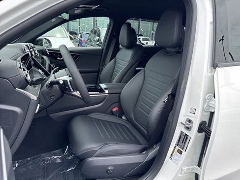 New 2025 Mercedes-Benz GLC 300 4MATIC image 8