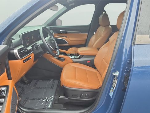 Used 2024 Kia Telluride EX X-Line AWD/4WD image 15