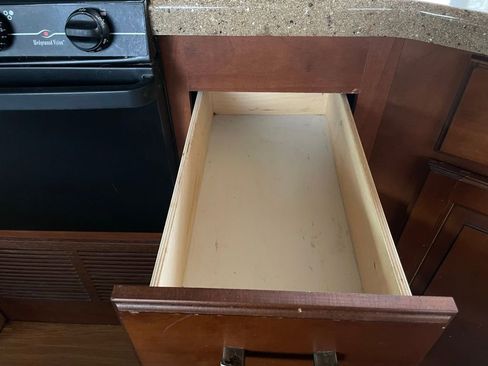 Used 2013 Ford E-450 and Econoline 450 Super Duty w/ Motorhome Prep Pkg image 62