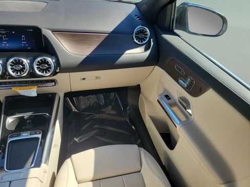 Certified 2026 Mercedes-Benz GLA 250 4MATIC image 10