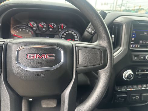 Used 2024 GMC Sierra 1500 Pro w/ Graphite Edition AWD/4WD image 19