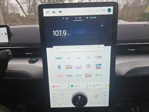 Certified 2021 Ford Mustang Mach-E Select w/ Comfort/Appearance Package image 25