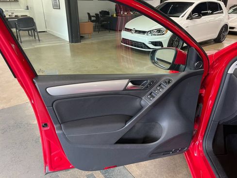 Used 2013 Volkswagen Golf TDI FWD image 32