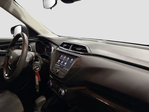 Used 2023 Chevrolet TrailBlazer LS FWD image 22