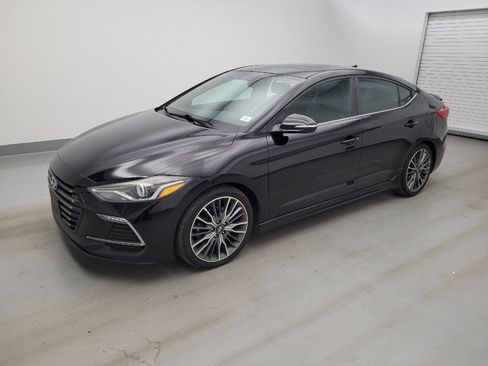Used 2018 Hyundai Elantra Sport w/ Cargo Package FWD image 2