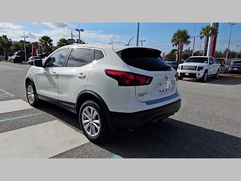 Used 2018 Nissan Rogue Sport S w/ S Appearance Package image 30