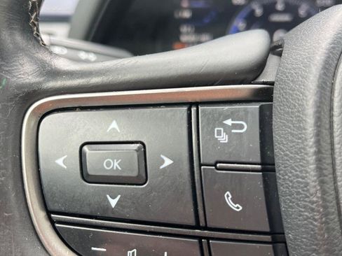 Used 2021 Lexus UX 200 w/ Premium Package image 28