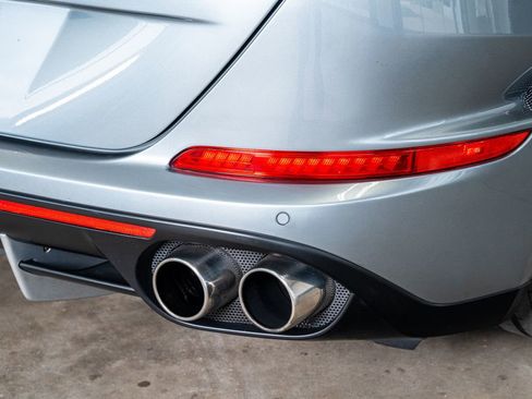 Used 2017 Ferrari California T image 34