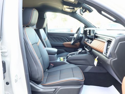 New 2026 GMC Canyon AT4 image 35