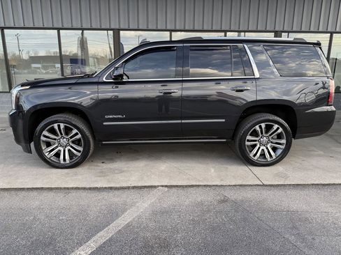 Used 2020 GMC Yukon Denali w/ Denali Ultimate Package image 8