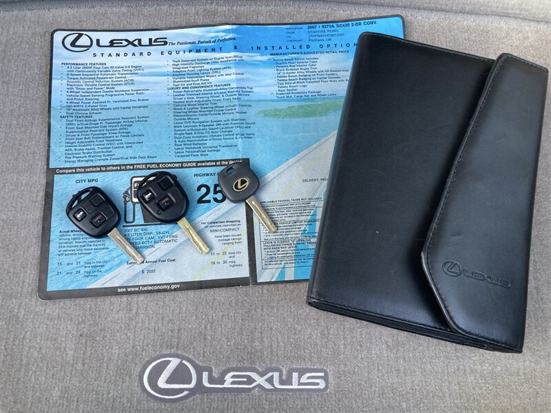 Used 2007 Lexus SC 430 Convertible RWD image 36