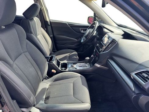 Used 2019 Subaru Forester Premium w/ All-Weather Package AWD/4WD image 17