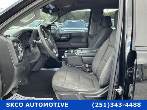 Used 2020 Chevrolet Silverado 1500 Custom w/ Custom Value Package image 11