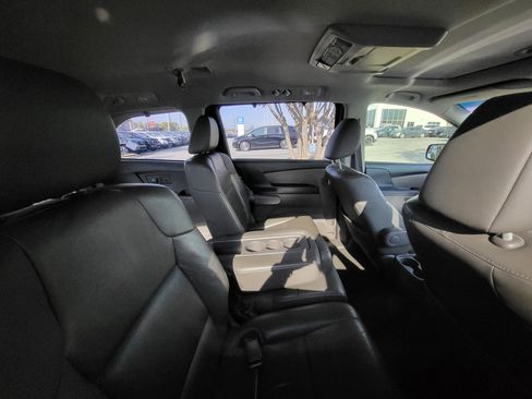 Used 2012 Honda Odyssey EX-L image 9