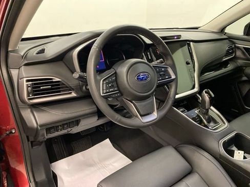 Used 2025 Subaru Outback Limited AWD/4WD image 10