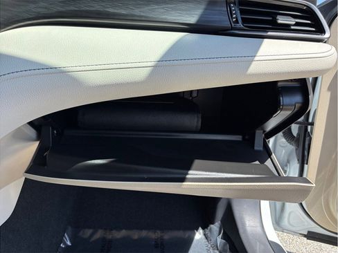 Used 2023 Toyota Camry XLE FWD image 41