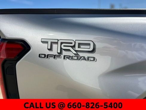Used 2024 Toyota Tacoma TRD Off-Road image 5