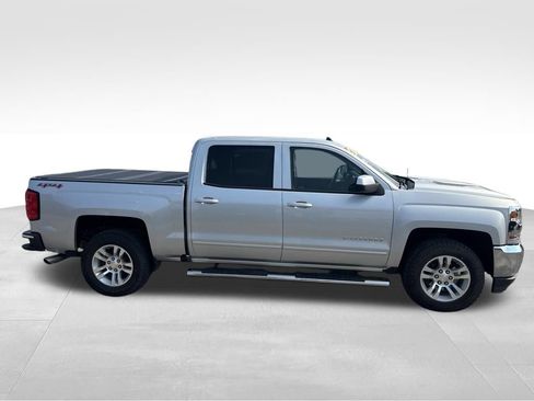 Used 2017 Chevrolet Silverado 1500 LT w/ All Star Edition AWD/4WD image 7